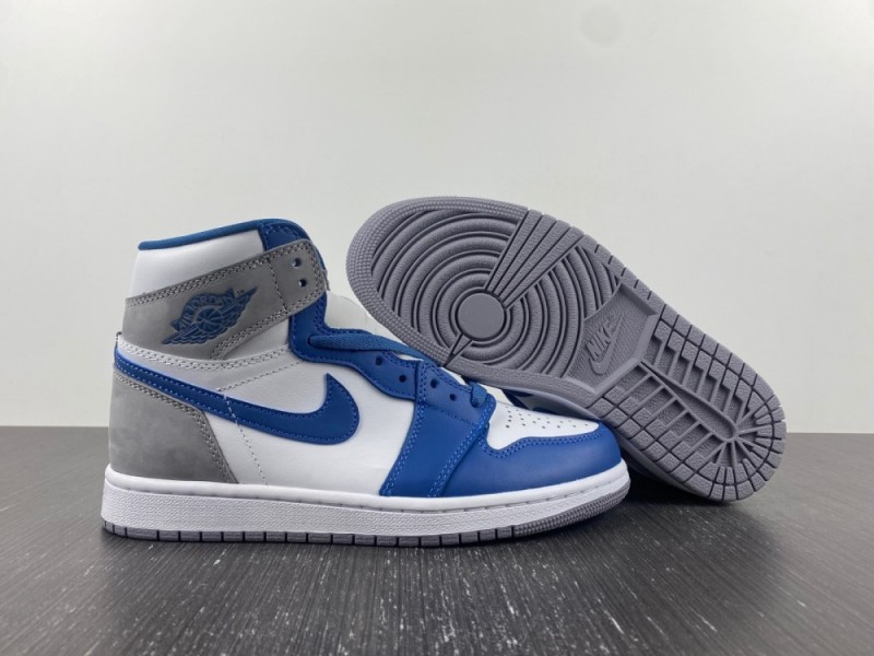 Air Jordan 1 High OG “True Blue” .