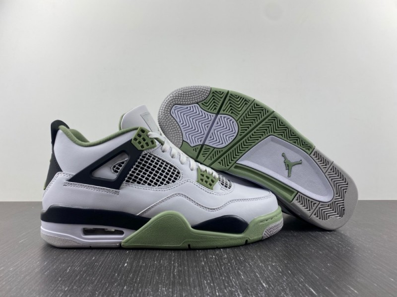 Air Jordan 4 WMNS “Seafoam