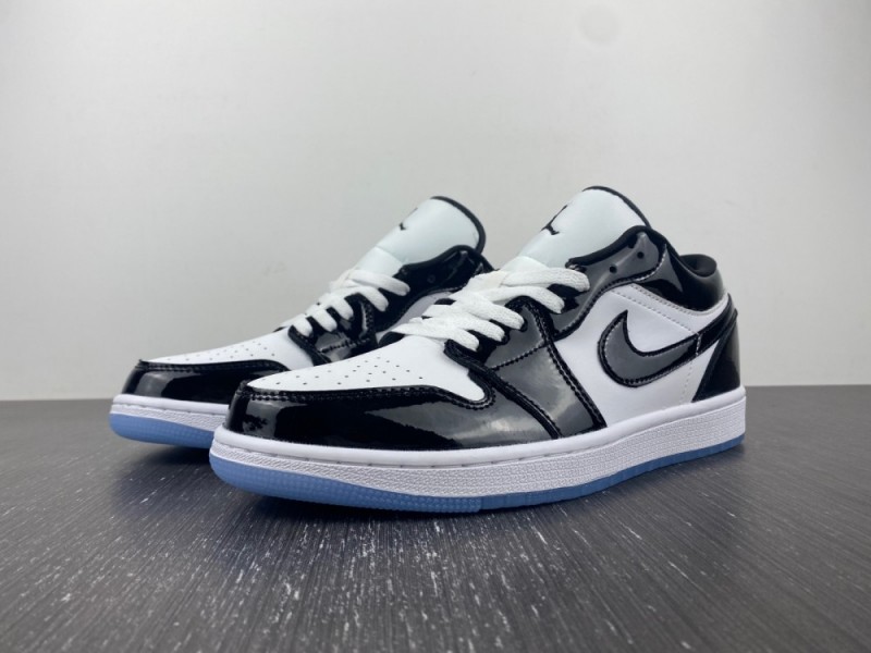 Air Jordan 1 Low “Concord”