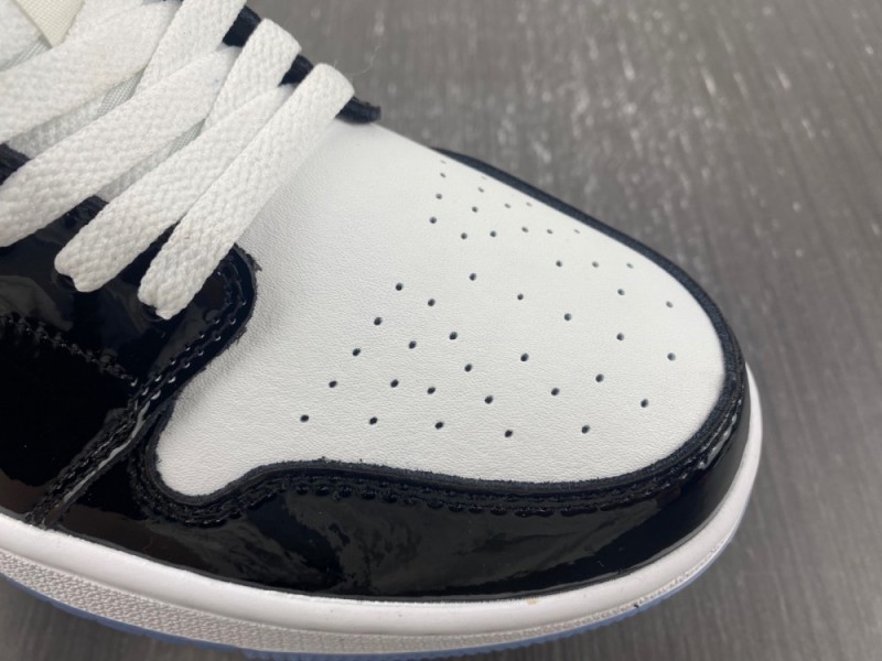 Air Jordan 1 Low “Concord”