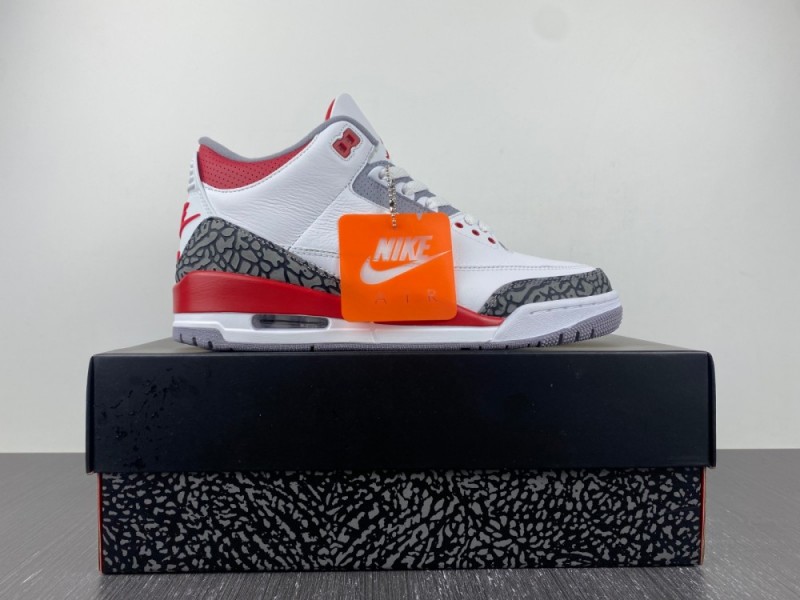 Air Jordan 3 OG “Fire Red”