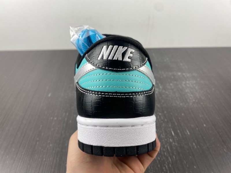 Nike SB x Diamond Dunk＂Tiffany