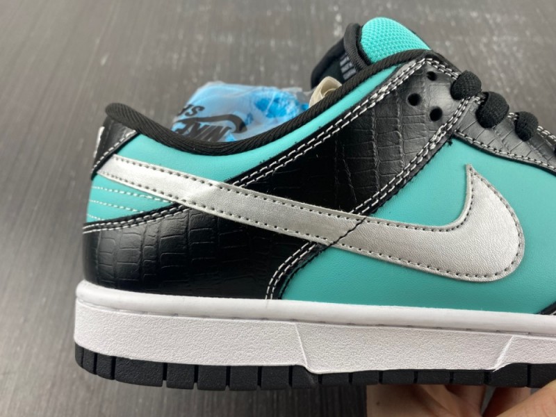 Nike SB x Diamond Dunk＂Tiffany