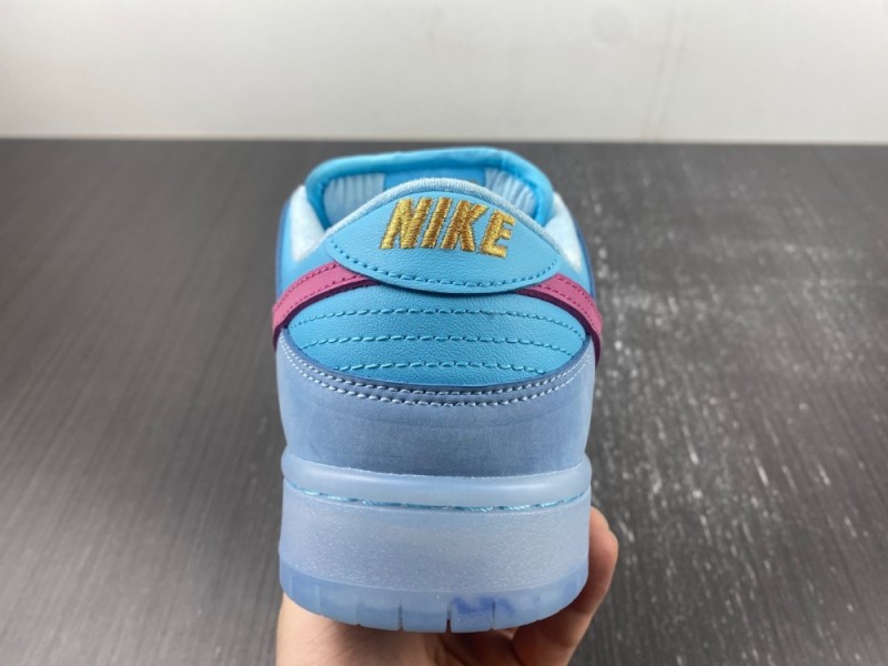 Run The Jewels x Nike SB Dunk Low