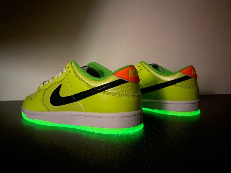 Dunk Low “Glow in the Dark”