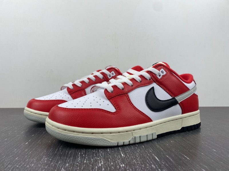 Dunk Low “Chicago Split