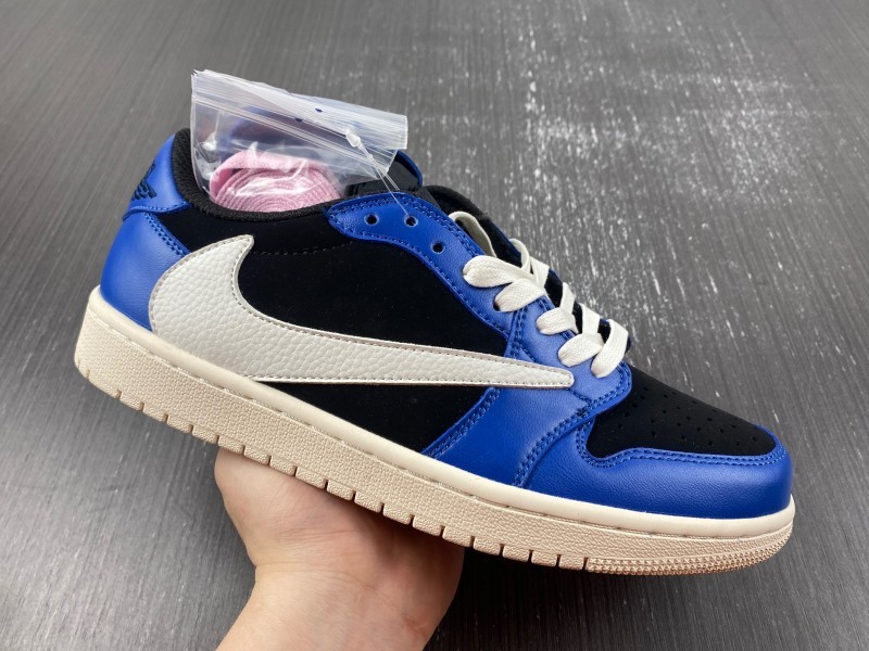 Travis Scott x Air Jordan 1 Low