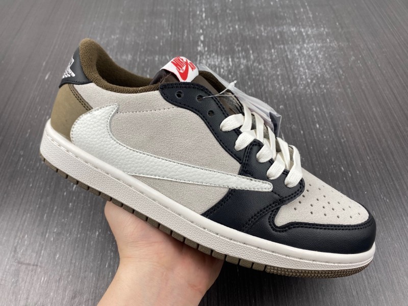 Travis Scott x Air Jordan 1 Low