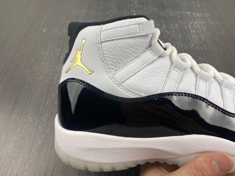 Air Jordan 11