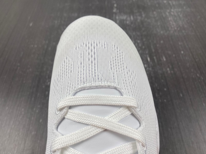 Nike Kobe 8 Protro 全白色 Triple White