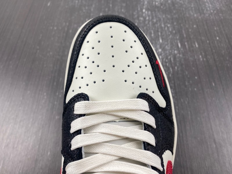 Air Jordan 1 Low AJ1