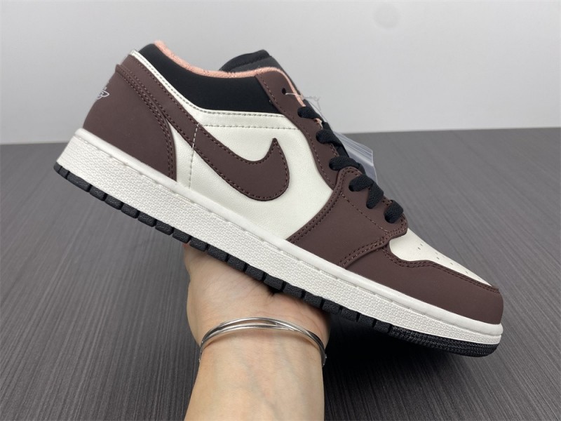 Air Jordan 1 Low “Mocha Brown”