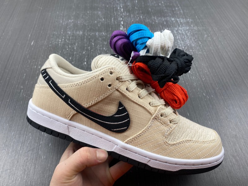 Albino & Preto x Nike Dunk SB Low