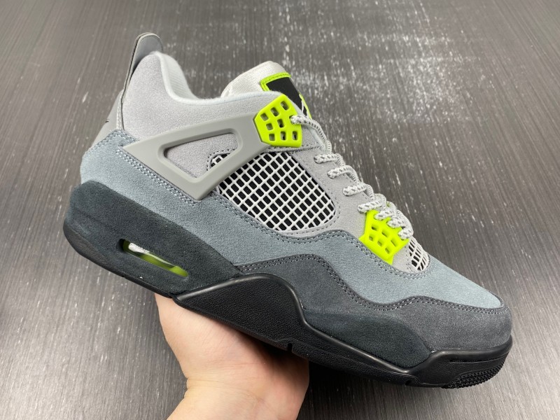 Air Jordan 4 SE “Neon”