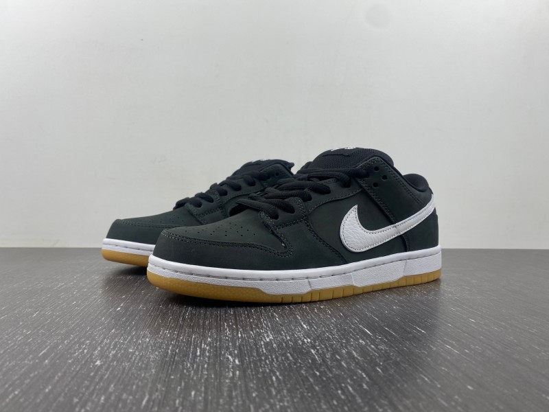 Nike SB Dunk Low Black Gum