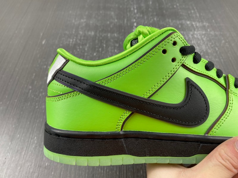 The Powerpuff Girls x Nike SB Dunk Low