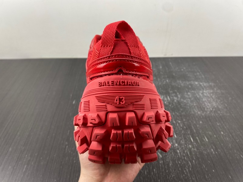 Balenciaga 中国红色 轮胎 货号685613-W2RAA 6010