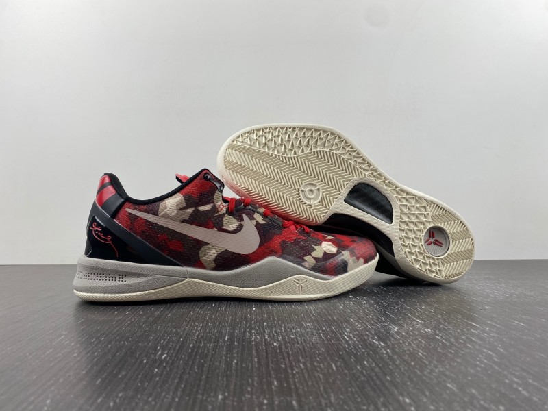 NIKE 555035-601 Kobe 8 System "Milk Snake" 科