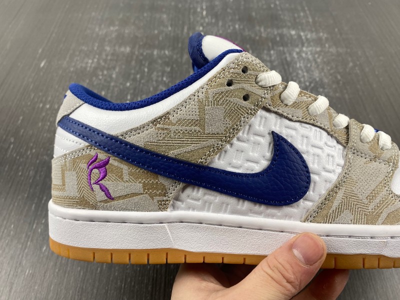 Rayssa Leal x Nike Dunk SB Low hua