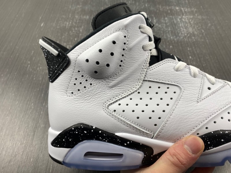 Air Jordan 6 “Reverse Oreo