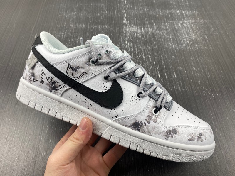 Nike Dunk Low