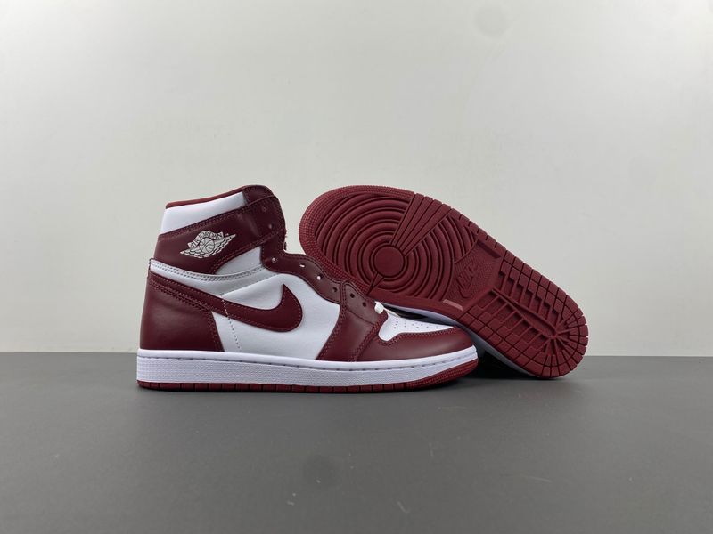 Air Jordan 1 High OG “Team Red