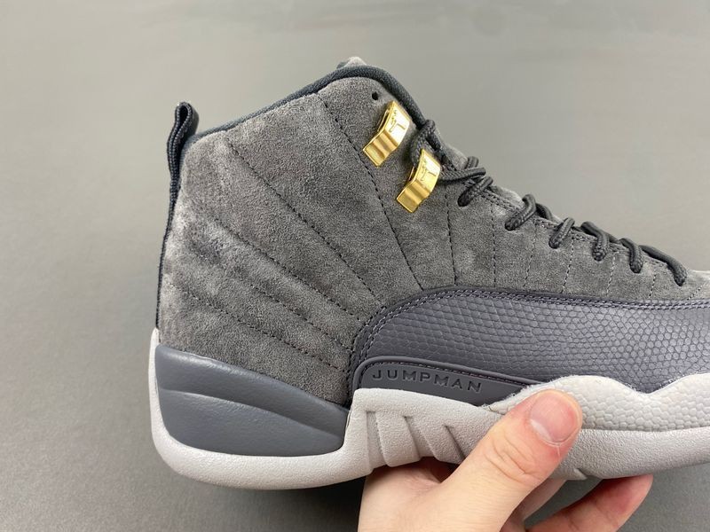 Air Jordan 12