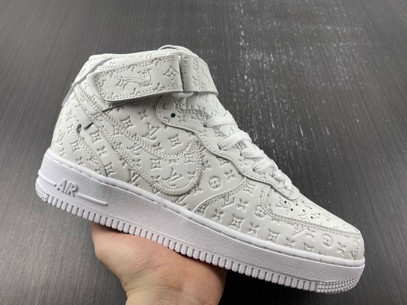 Nike Air Force 1 LV high gang