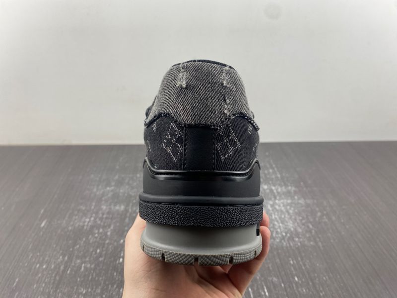 Louis Vuitton LV trainer