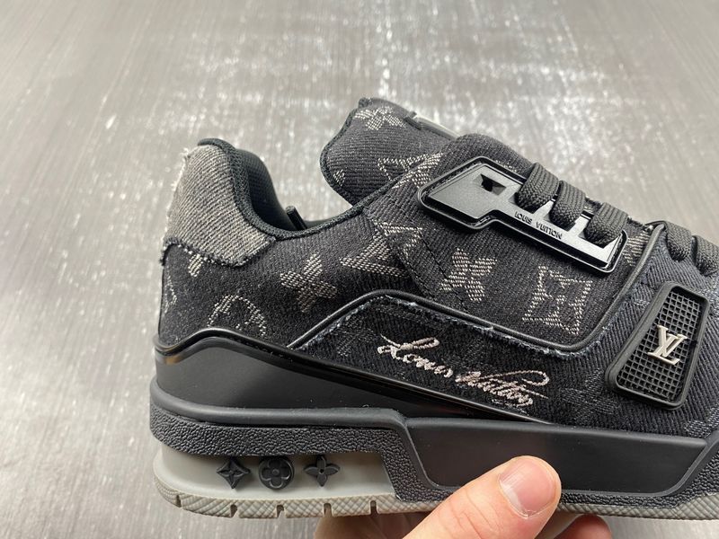 Louis Vuitton LV trainer