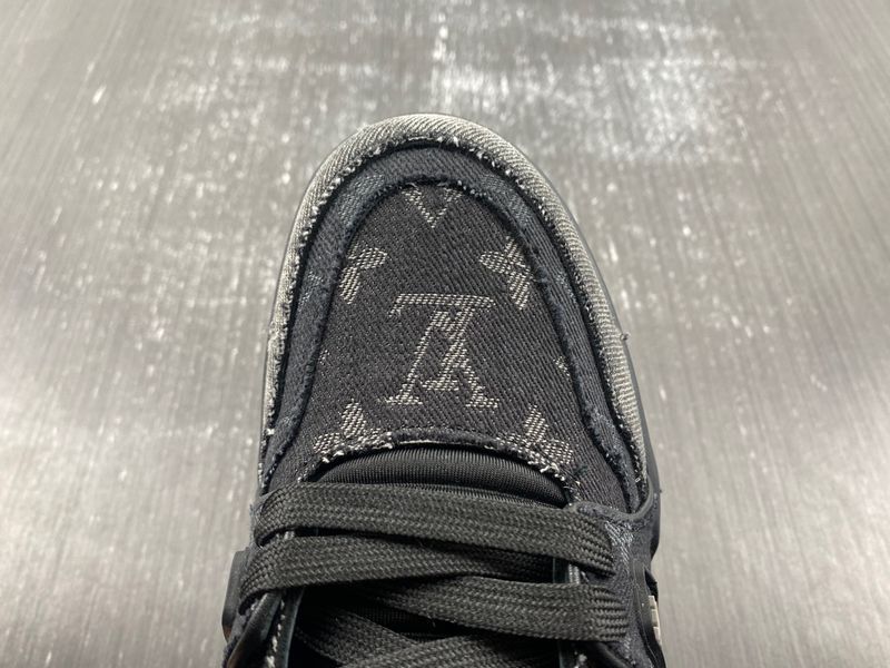 Louis Vuitton LV trainer