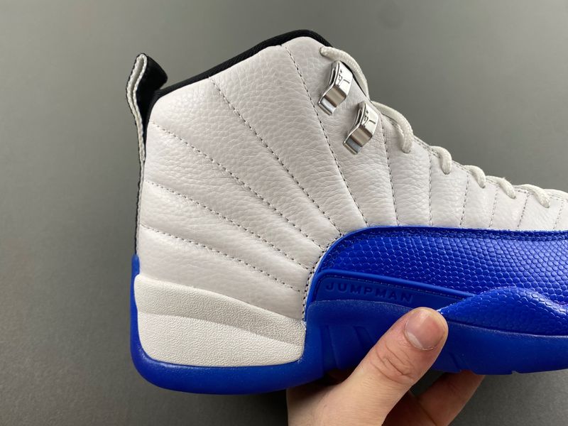 Air Jordan 12