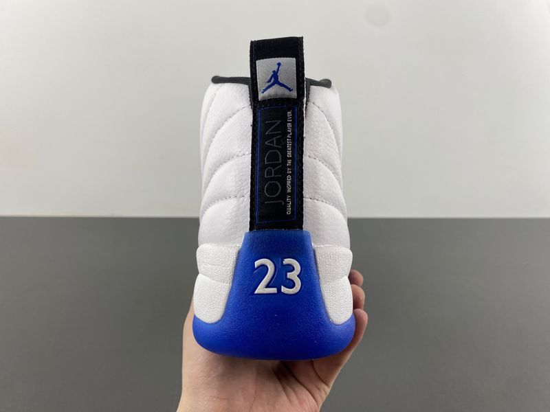 Air Jordan 12