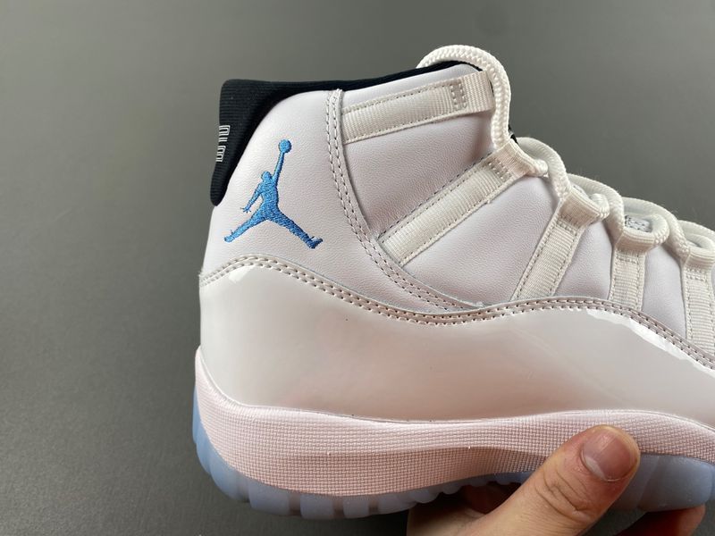 Air Jordan 11 “legend Blue