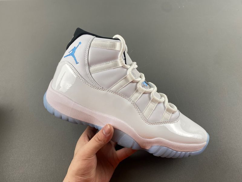 Air Jordan 11 “legend Blue