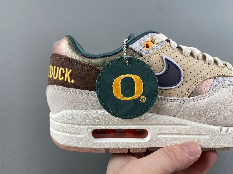 Nike Air Max 1 '87 Luxe University of Oregon PE 2024