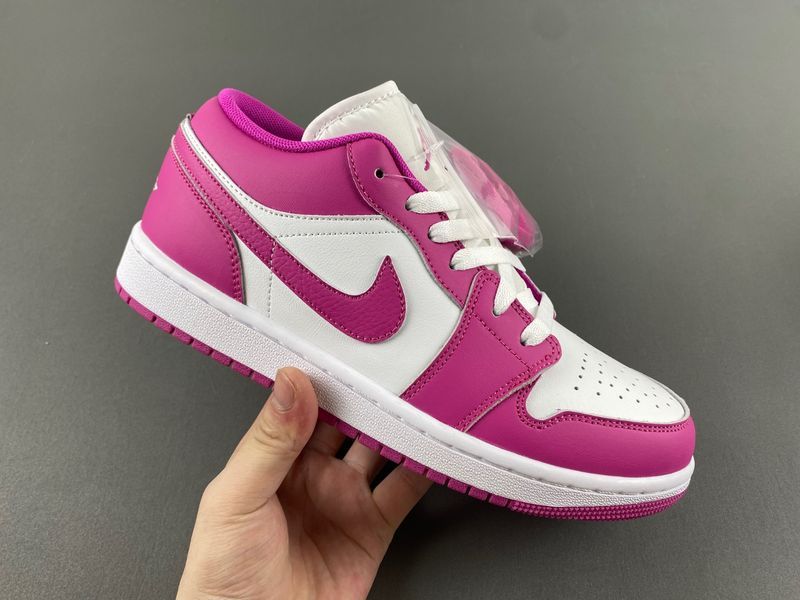 Air Jordan 1 Low