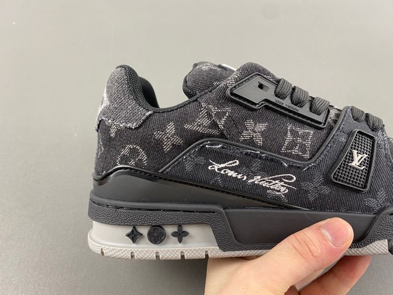 Louis Vuitton LV trainer