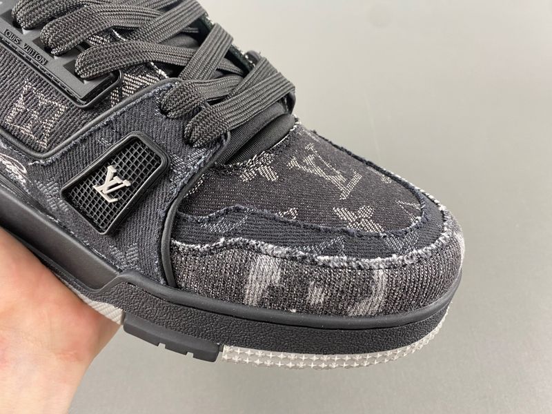 Louis Vuitton LV trainer