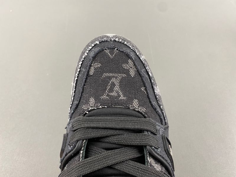 Louis Vuitton LV trainer