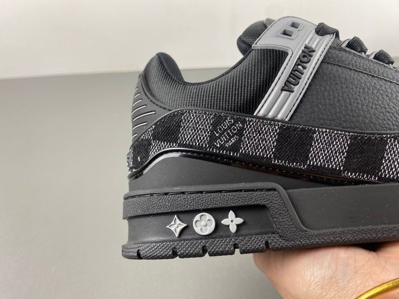 Louis Vuitton LV trainer