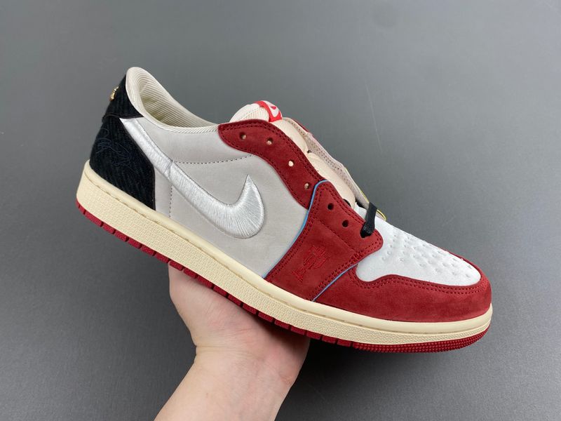 Trophy Room x Air Jordan 1 Low OG “Rookie Card: Home