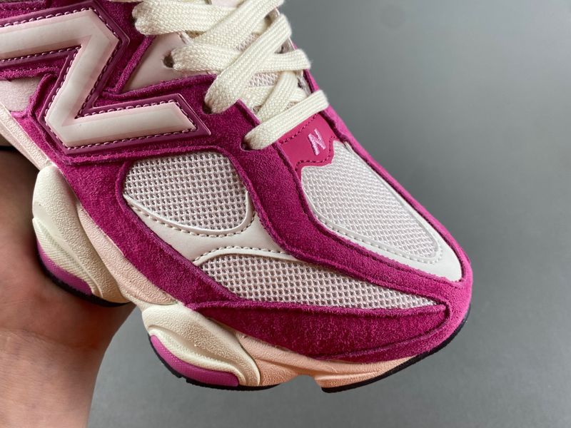 9060 'Fuchsia Pink' New Balance / sneakers