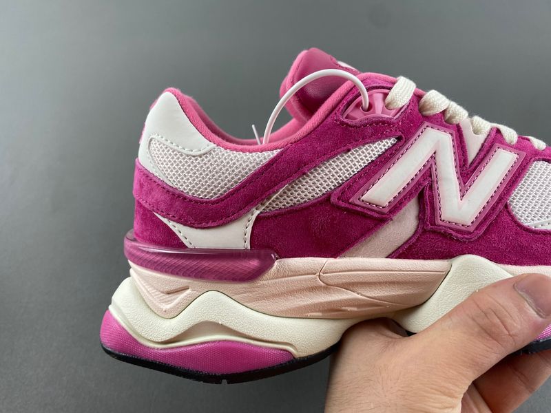 9060 'Fuchsia Pink' New Balance / sneakers