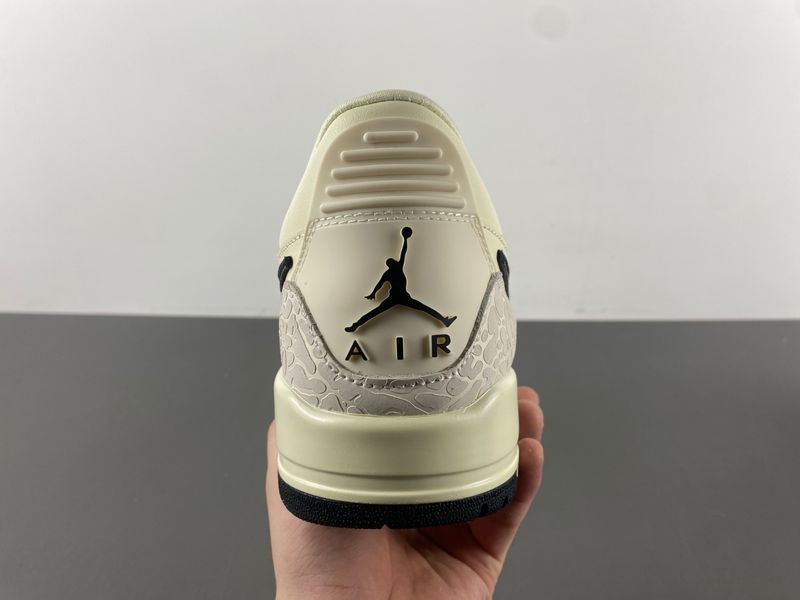 Air Jordan Legacy 312