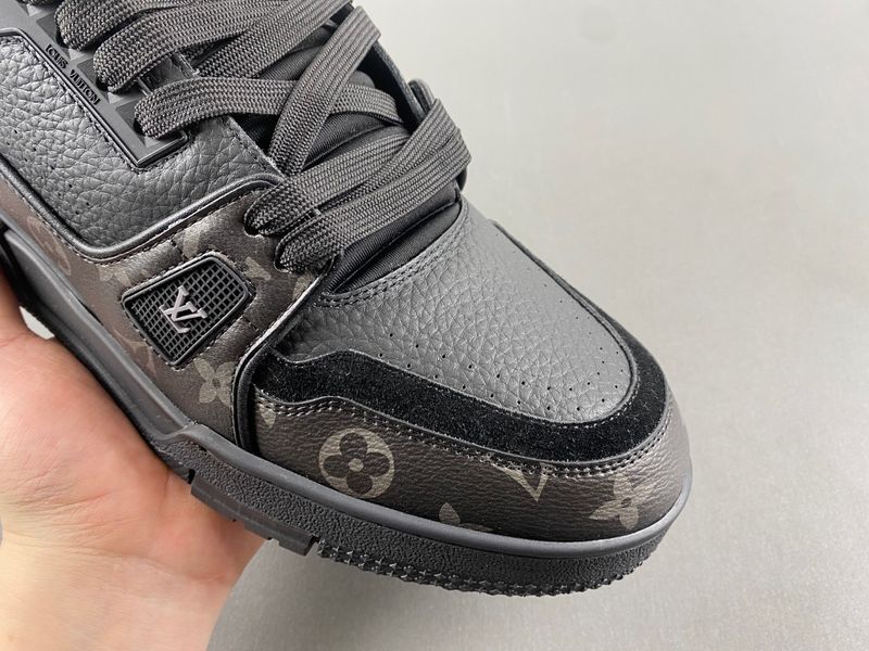 Louis Vuitton LV trainer