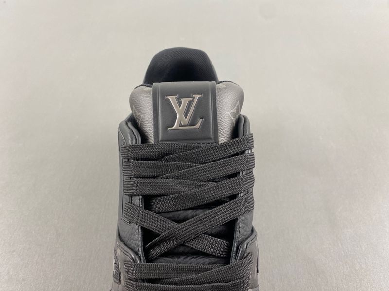 Louis Vuitton LV trainer