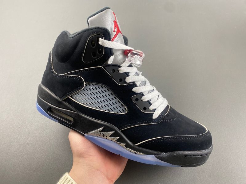 Air Jordan 5 “Black Metallic Reimagined”2024