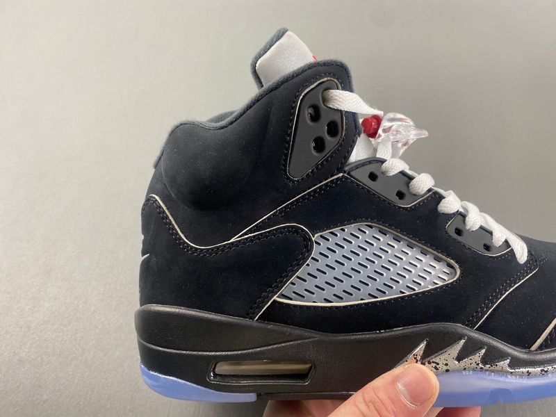 Air Jordan 5 “Black Metallic Reimagined”2024