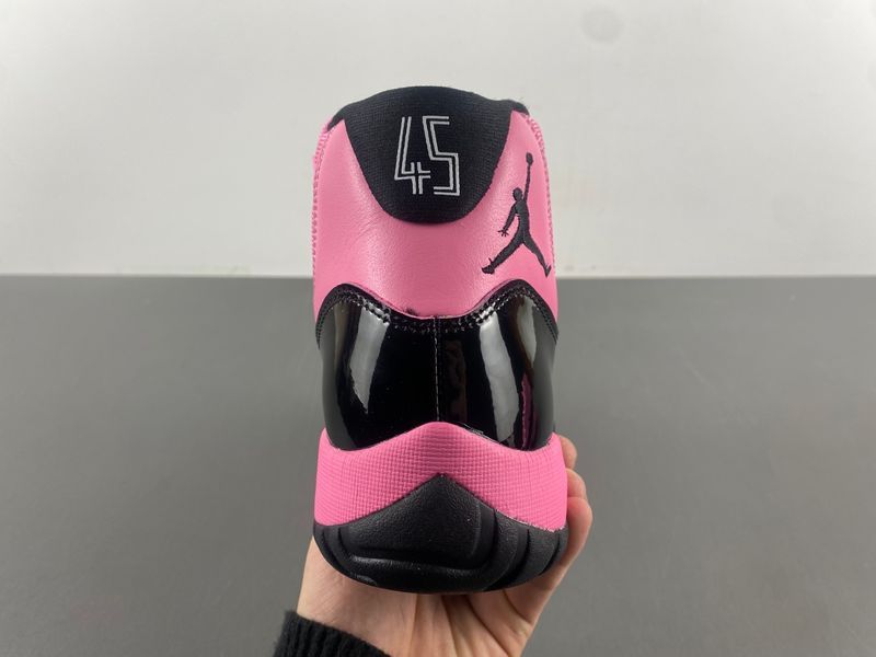 Air Jordan 11